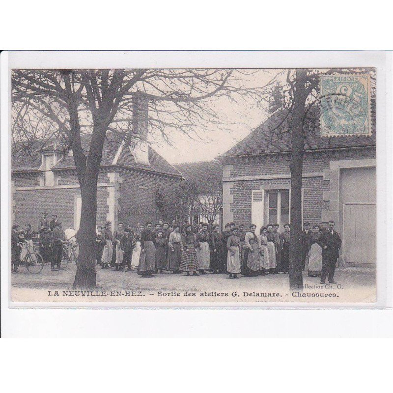 LA NEUVILLE-en-HEZ: sortie des ateliers G. Delamare, chaussures - très bon état
