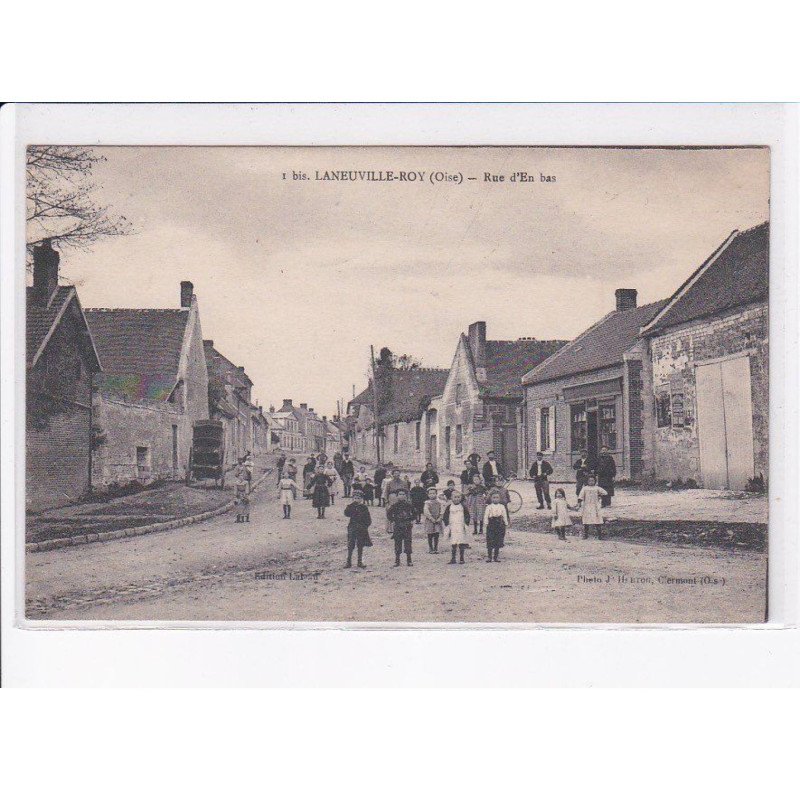 LANEUVILLE-ROY: rue d'en bas - très bon état
