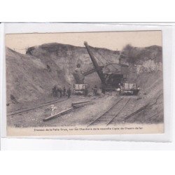 OISE: travaux de la pelle grue sur els chantiers de la nouvelle ligne de chemin de fer - très bon état