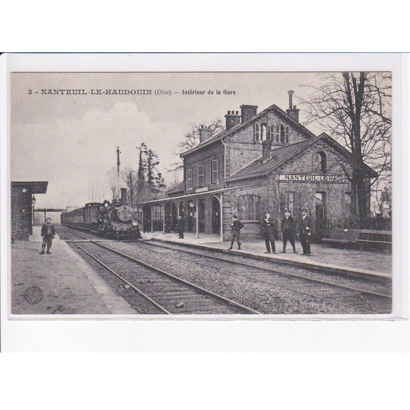 NANTEUIL-le-HAUDOUIN: intérieur de la gare - très bon état