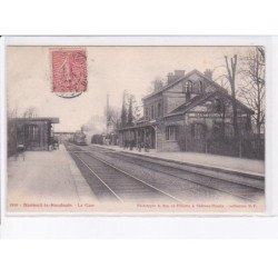 NANTEUIL-le-HAUDOUIN: la gare - très bon état