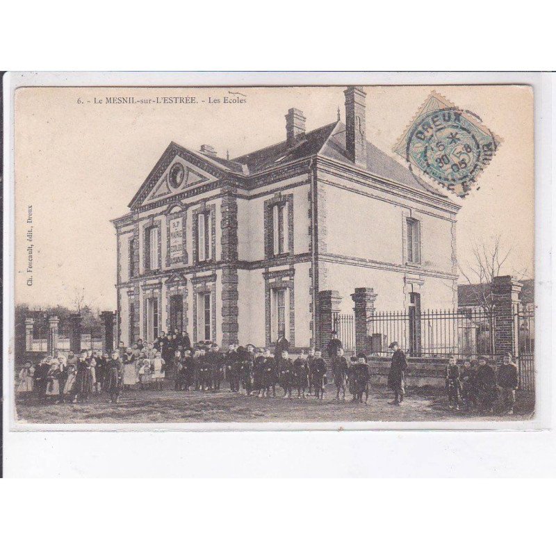 LE MESNIL-sur-L'ESTREE: les écoles - très bon état