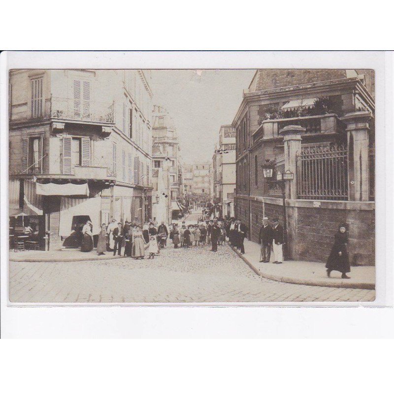 PARIS: 75018, rue sevestre - état