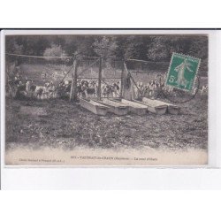 VAUTRAIT-de-CRAON: la cour d'ébats, chasse à courre, chenil - état