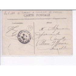 VAUTRAIT-de-CRAON: la cour d'ébats, chasse à courre, chenil - état