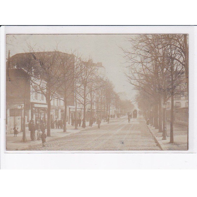 PARIS: 75013, scène de rue, avenue de choisy - état