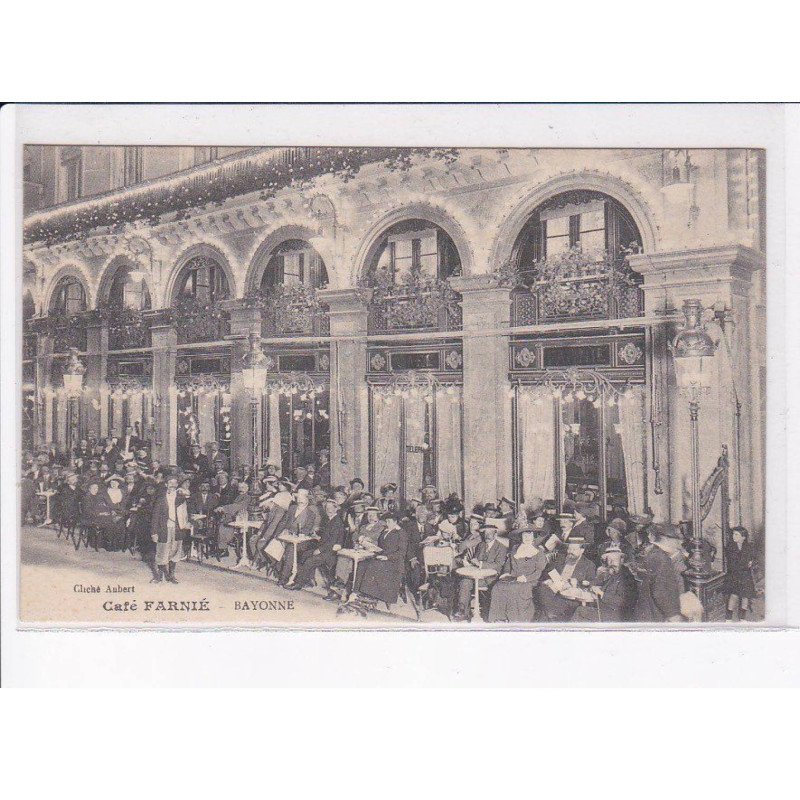 BAYONNE: café farnié - très bon état