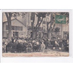 BANYULS-sur-MER: la terrasse du café de la place - état