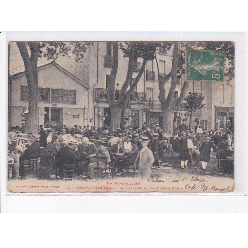BANYULS-sur-MER: la terrasse du café de la place - état