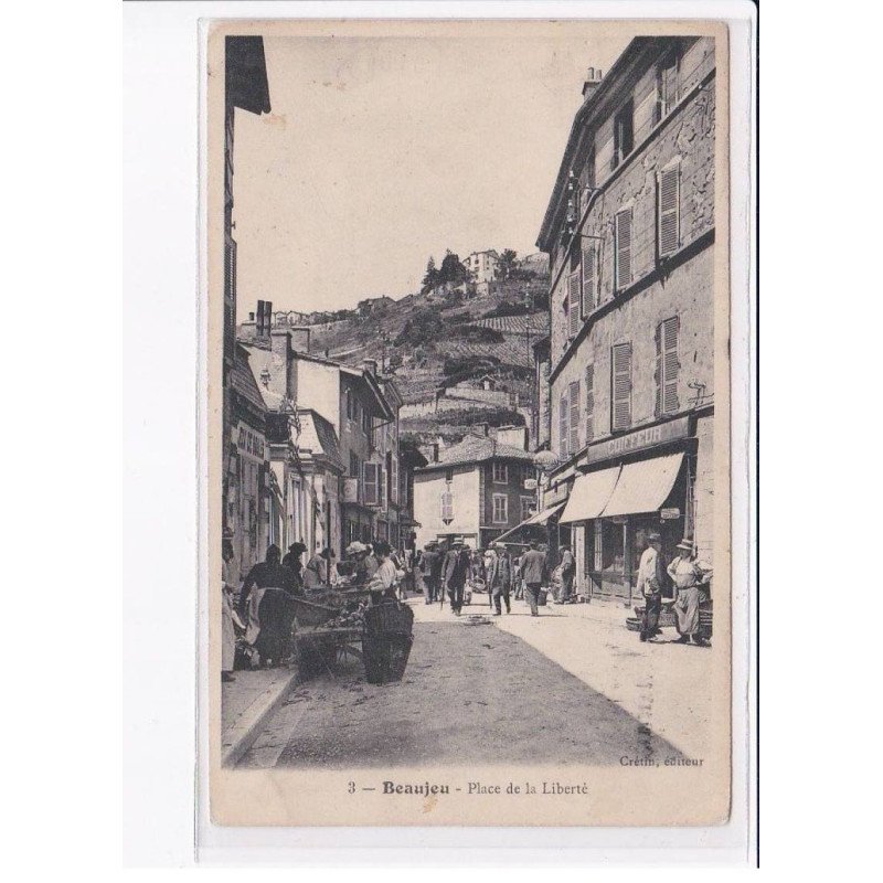 BEAUJEU: place de la liberté - état