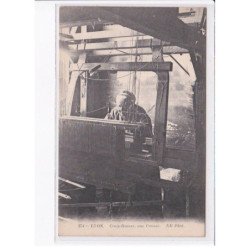 LYON: croix-rousse, une canuse - très bon état