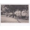 SALLES: place de la mairie, les écoles et la poste - très bon état