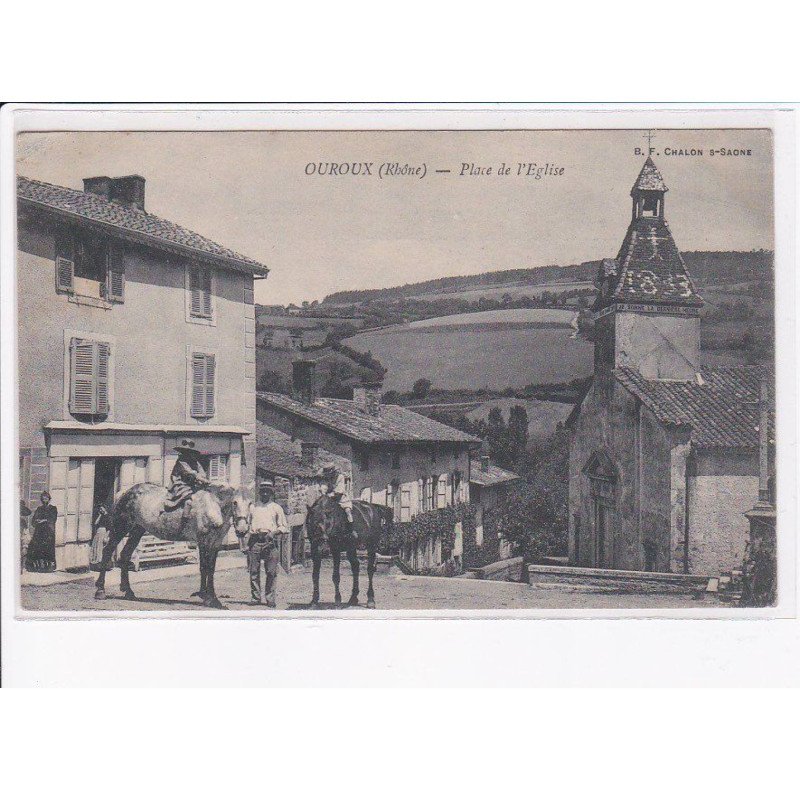 OUROUX: place de l'église - très bon état