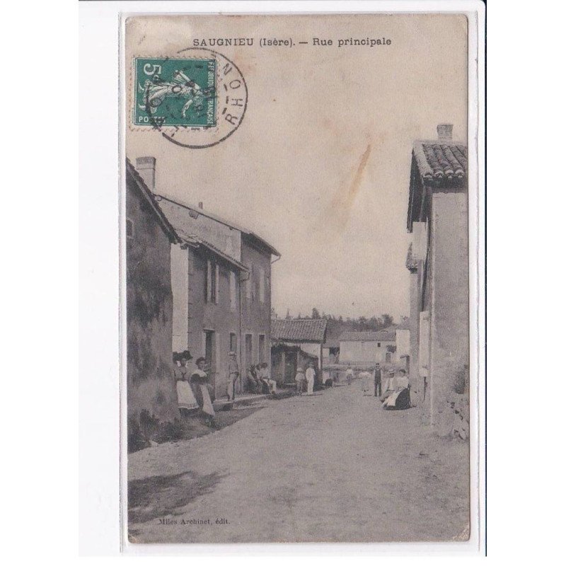 SAUGNIEU: rue principale - état
