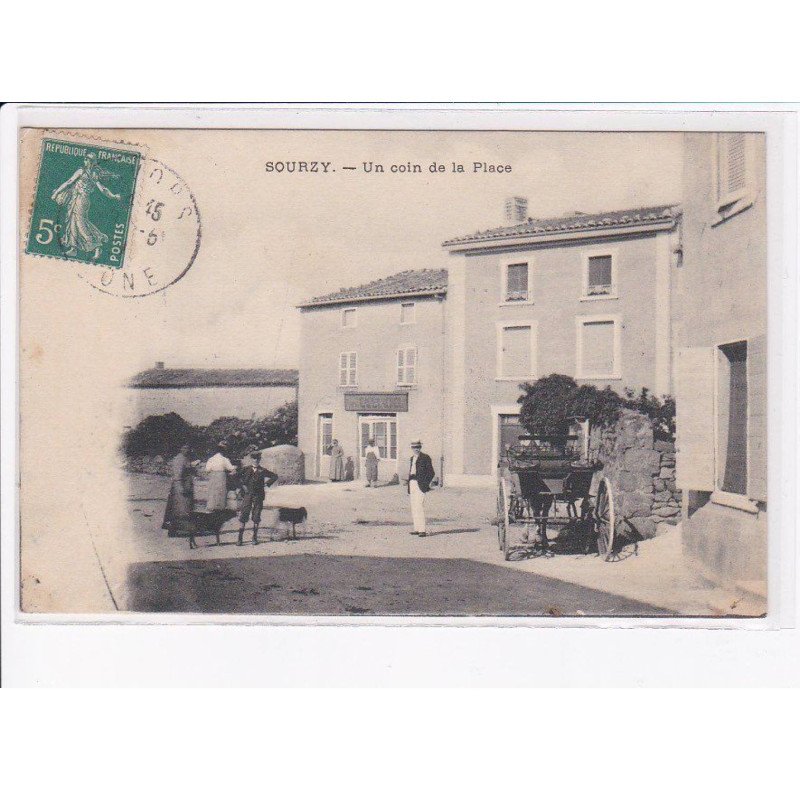 SOURZY: un coin de la place - très bon état