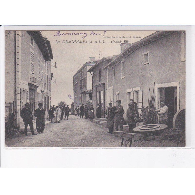 LES DESCHAMPS: grande-rue - très bon état