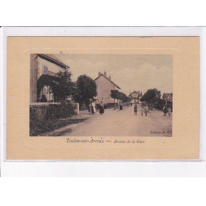 TOULON-sur-ARROUX: avenue de la gare - état