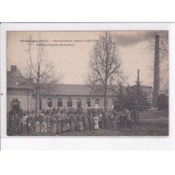 CHAMPAGNE: grande filature leduc-ladeveze, sortie d'une partie des ouvriers - très bon état