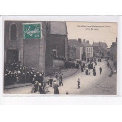 DOMFRONT-en-CHAMPAGNE: sortie de messe - très bon état