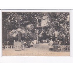 LES ECHELLES: intérieur de la cour de l'hôtel durand - très bon état