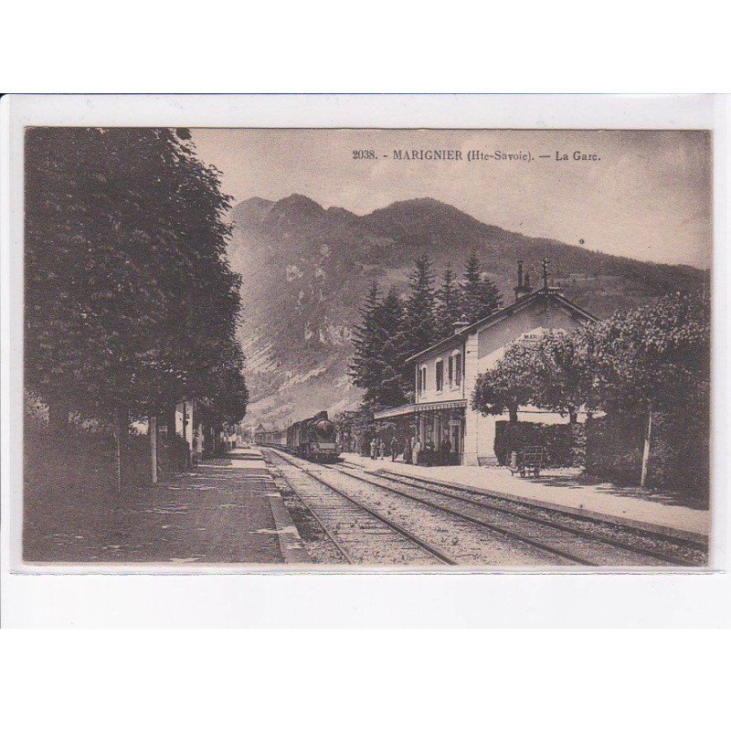 MARIGNIER: la gare - très bon état