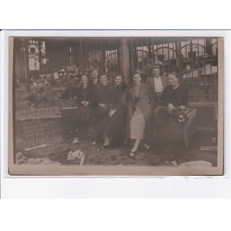 PARIS: 75001, les halles - très bon état