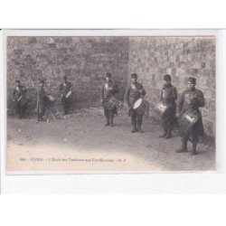 PARIS: l'école des tambours aux fortifications - très bon état