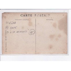 PARIS: café, "à la renommée" - état