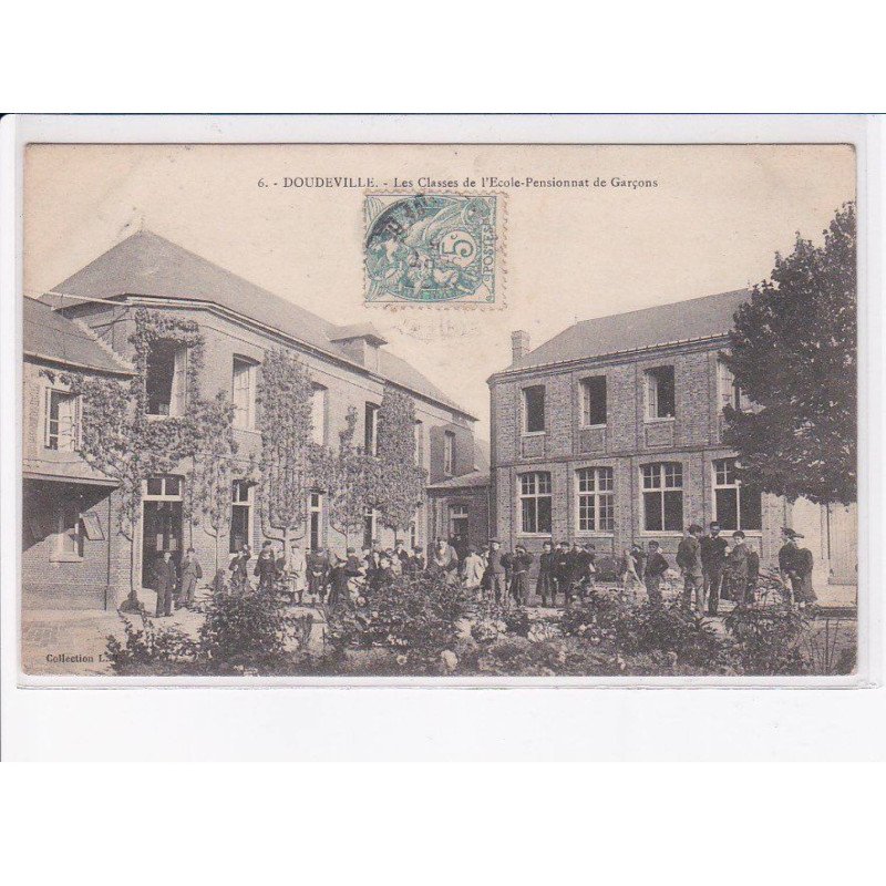 DOUDEVILLE: les classes de l'école-pensionnat de garçons - très bon état