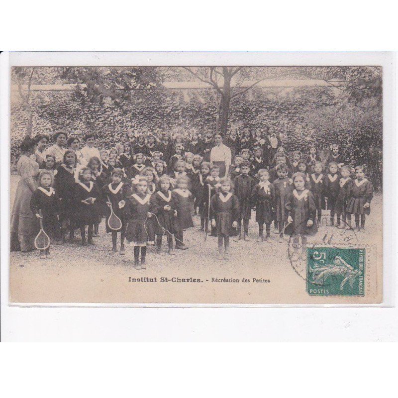 CHATEAU-LANDON: institut saint-charles, rcréation des petites - très bon état