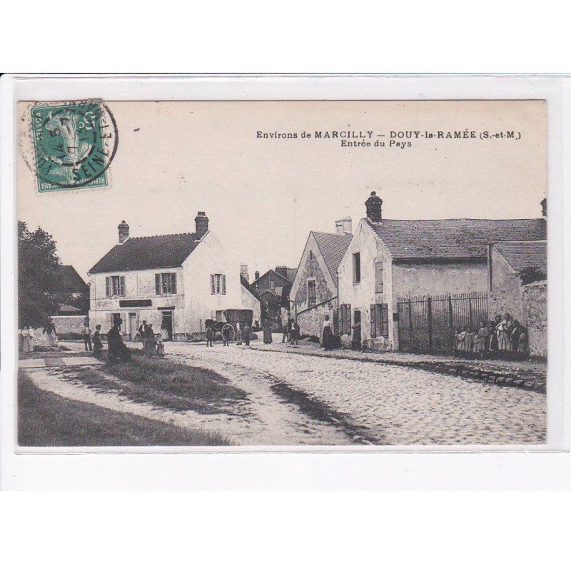 DOUY-la-RAMEE: entrée du pays - très bon état
