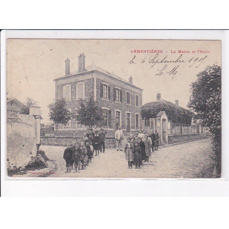 ARMENTIERES: la mairie et l'école - très bon état