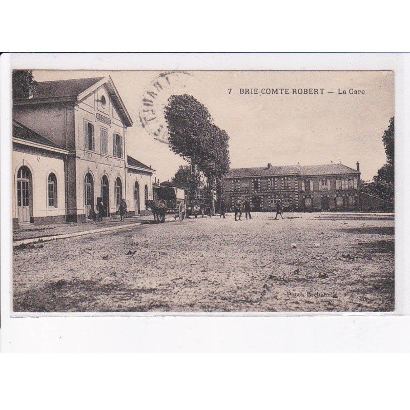 BRIE-COMTE-ROBERT: la gare - état