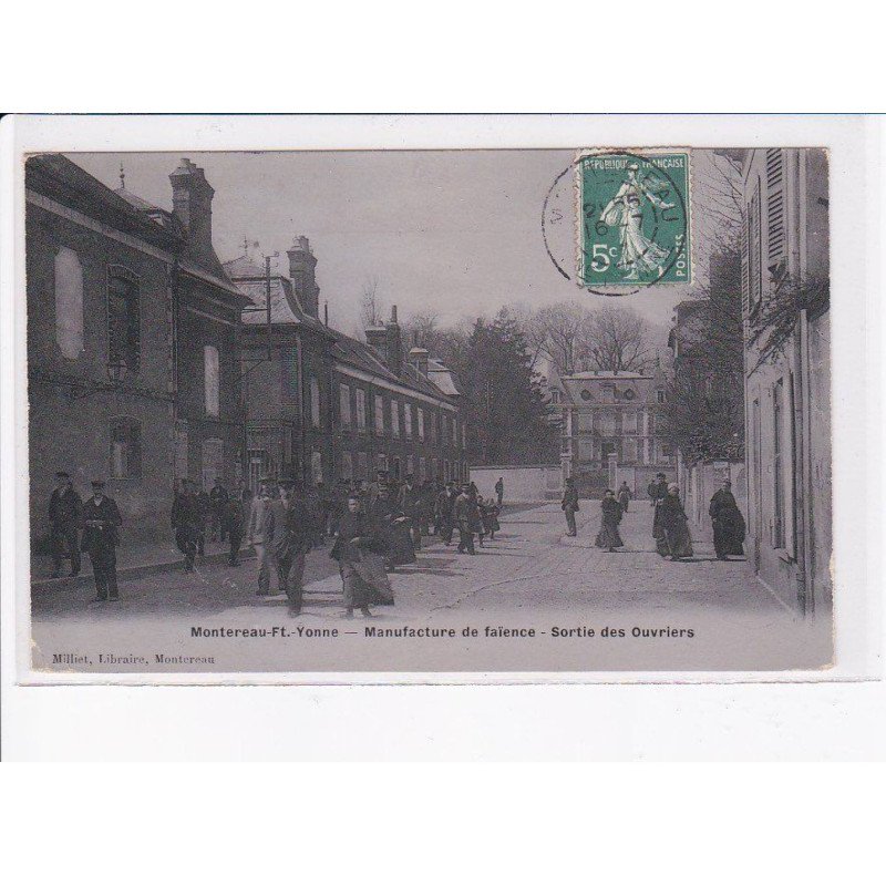 MONTEREAU: manufacture de faïence, sortie des ouvriers - très obn état