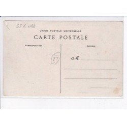 VENEUX-NADON: pension de familles Vve Auclair entrée de la cour intérieur - état