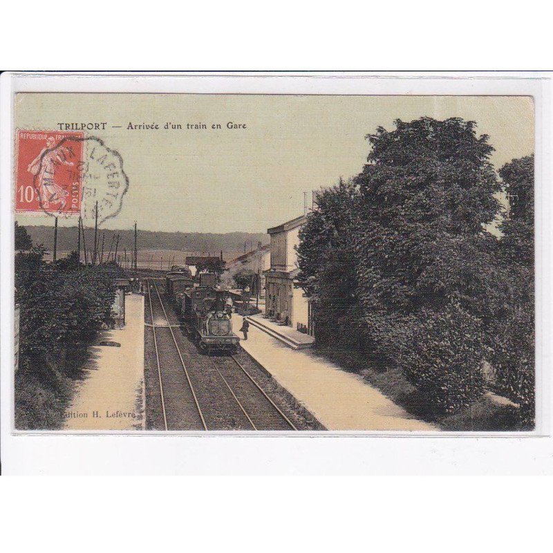TRILPORT: arrivée d'un train en gare - très bon état