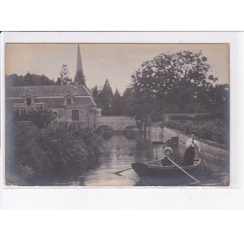 SEINE ET MARNE: 2CPA, barque, église - très bon état