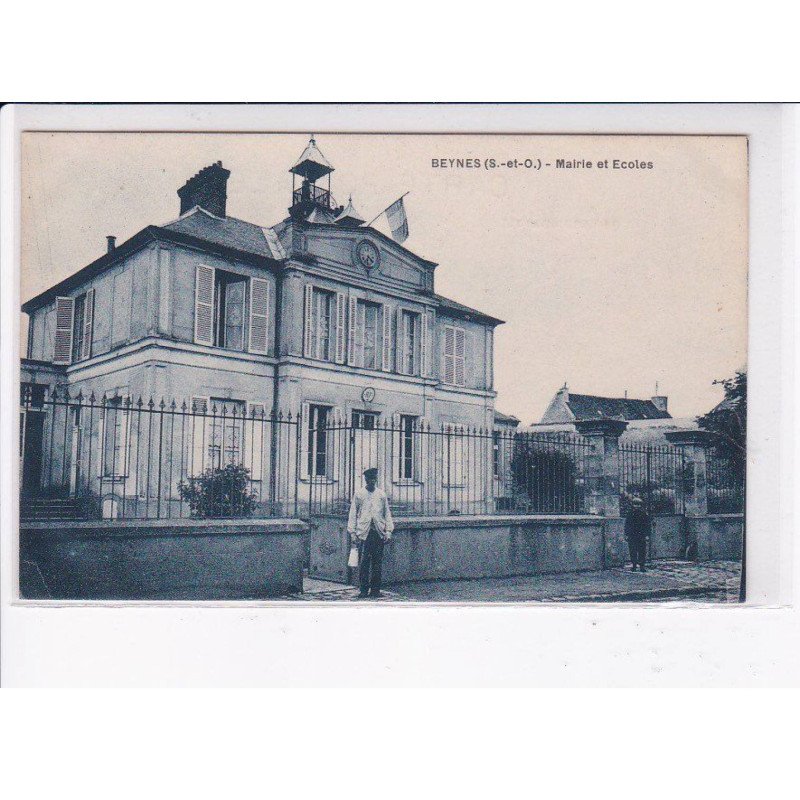 BEYNES: mairie et écoles - très bon état