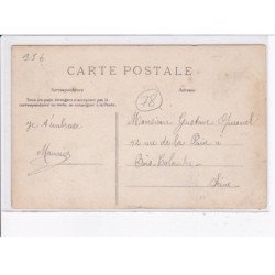 LOUVECIENNES-VOISINS: place devant le château de voisins - très bon état