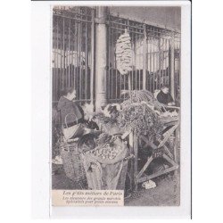 PARIS: Atget, les p'tits métiers de paris, les alentours des grands marchés spéciallités pour petits oiseaux - état