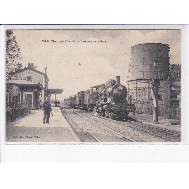 NANGIS: intérieur de la gare - état