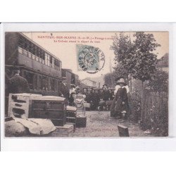 NANTEUIL-sur-MARNE: passage à niveau, la colonie attend le départ du train - très bon état