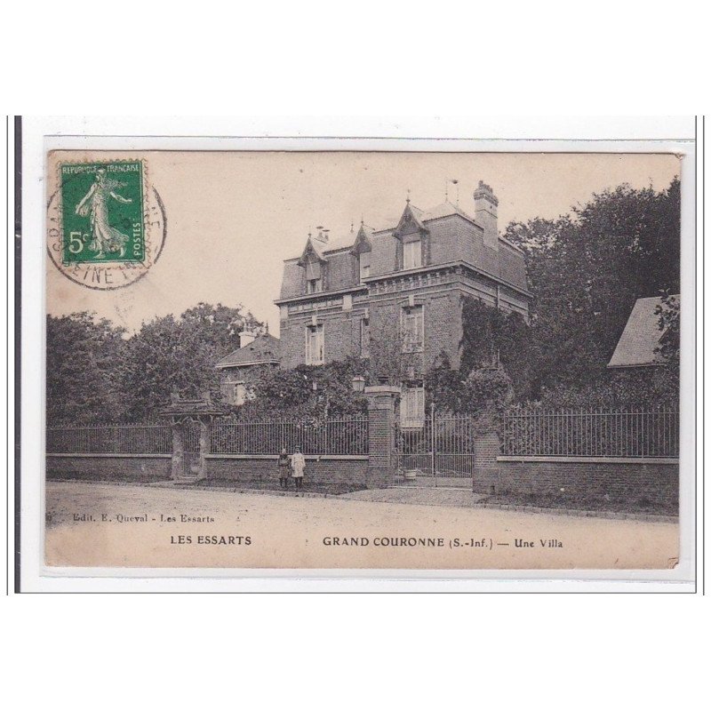 LES ESSARTS : une village - tres bon etat