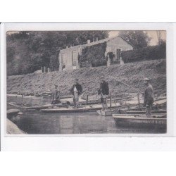SARTROUVILLE: pêcheurs sur les bords du lac - très bon état