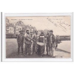 NORMANDIE : en attendant la bistouille - tres bon etat