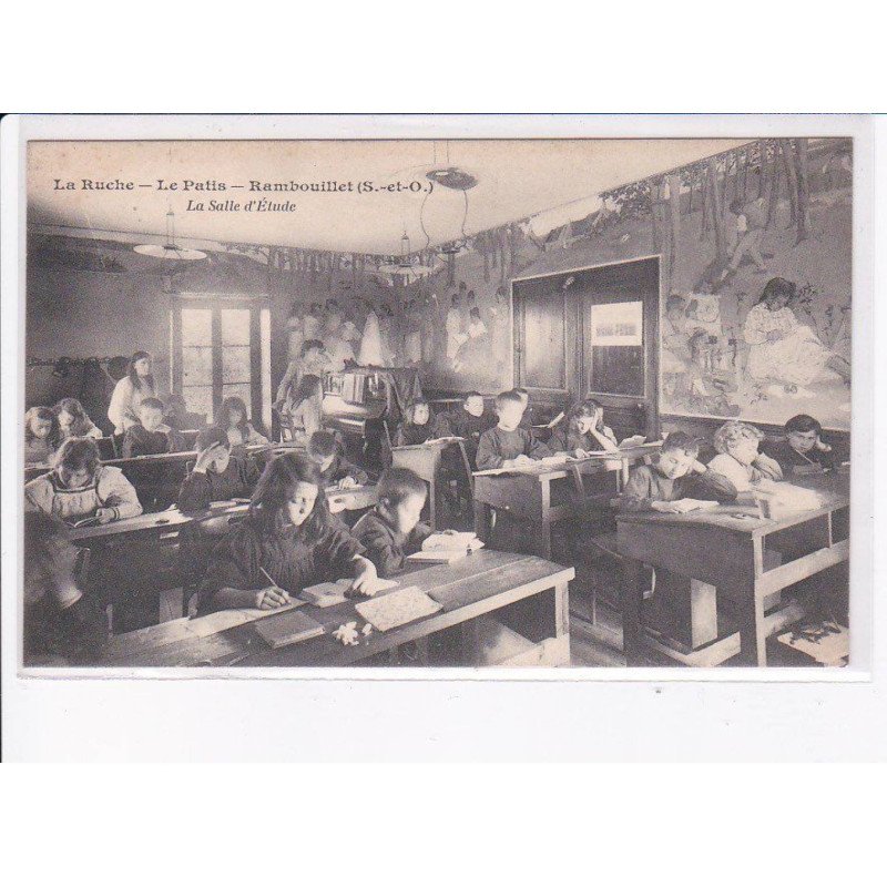 RAMBOUILLET: la ruche, le patis, la salle d'étude - très bon état