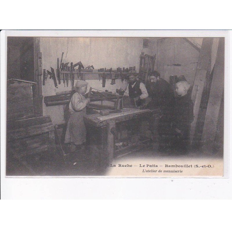 RAMBOUILLET: la ruche, le patis, l'atelier de menuiserie - très bon état