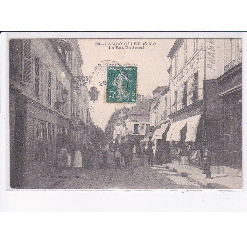 RAMBOUILLET: la rue nationale - très bon état