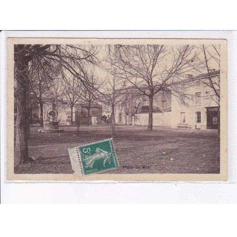 CHAMPDENIERS-SAINT-DENIS: place du midi - très bon état