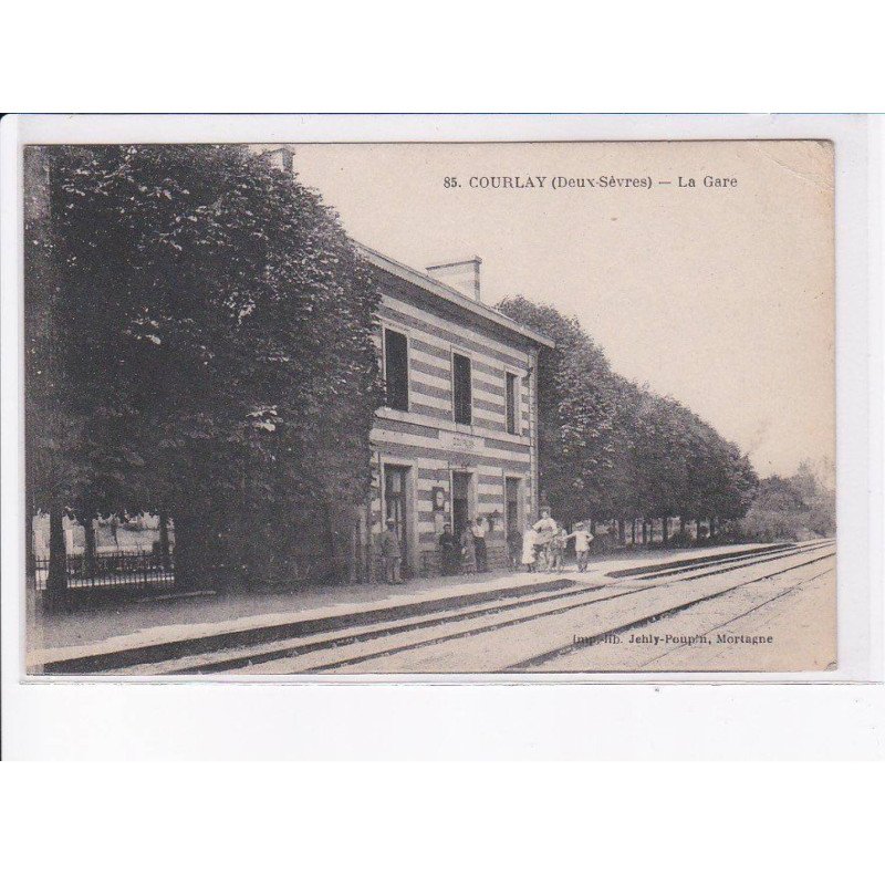COURLAY: la gare - état
